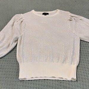 Chic White Knit Sweater